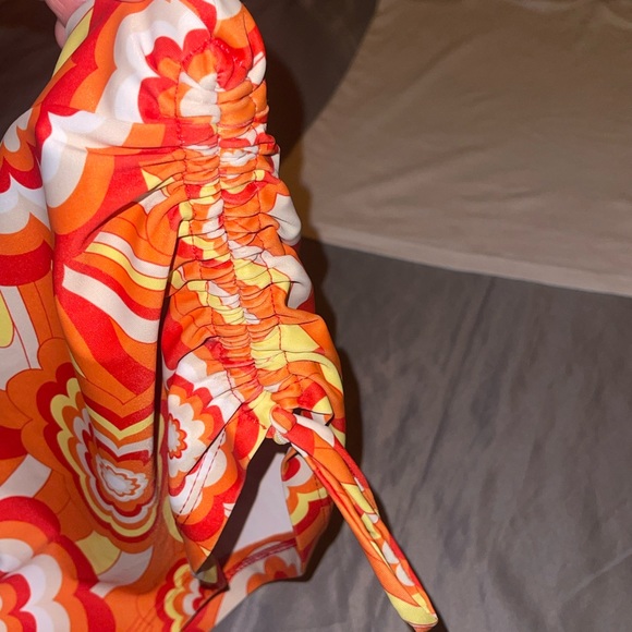 Hippy Happy shorts. Plain white tank top. - Picture 2 of 2